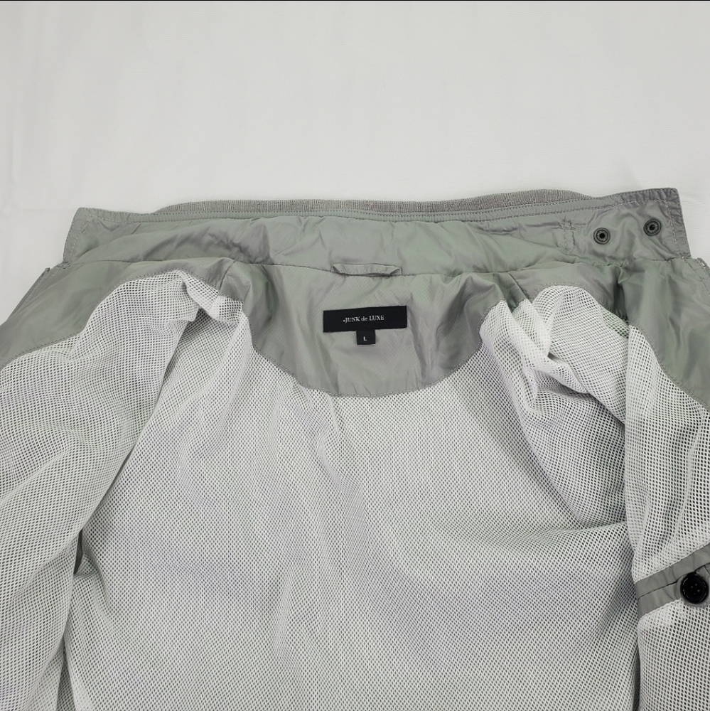 Junk De Luxe Men's Windbreaker Jacket Bomber Gray Silver 100% Nylon Size Large - Picture 6 of 9